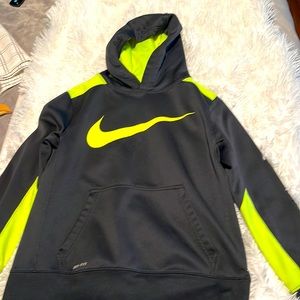 Nike Dri-Fit Boys Hoodie Size L